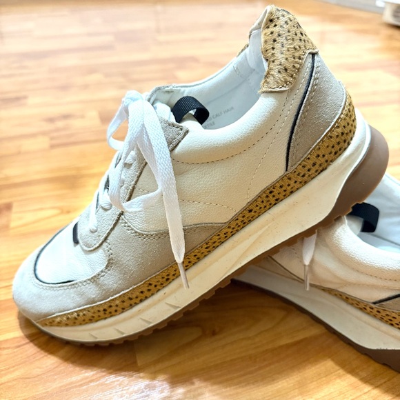 Madewell Shoes - MWL Madewell Kickoff‎ Trainer Leather Suede Cream & Tan Sneakers Clean Sanitized